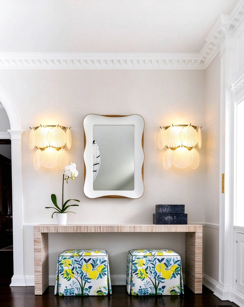 Modern Shell Art Glass Wall Sconce in Entrance Hallway