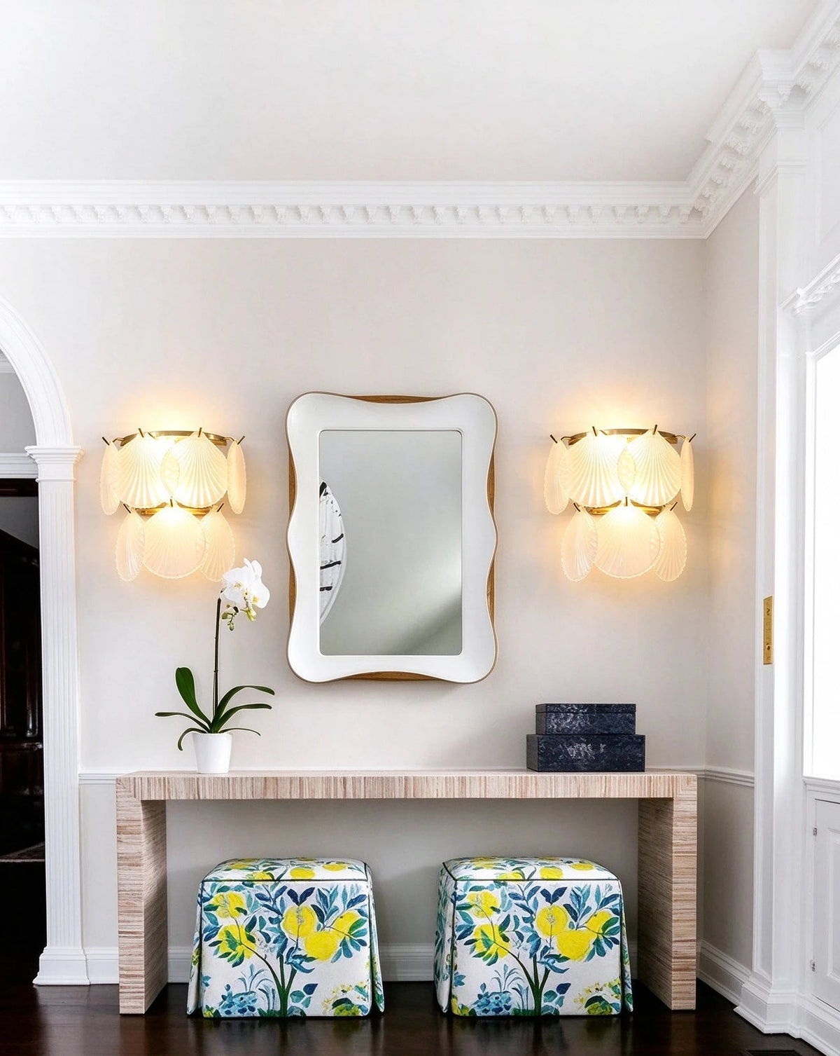 Modern Shell Art Glass Wall Sconce in Entrance Hallway