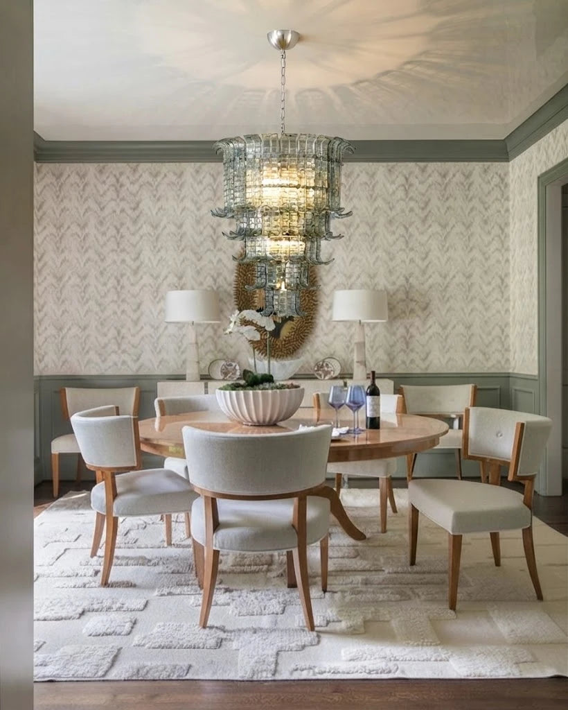 Modern Multi-Tier Crystal Glass Chandelier in Elegant Dining Area