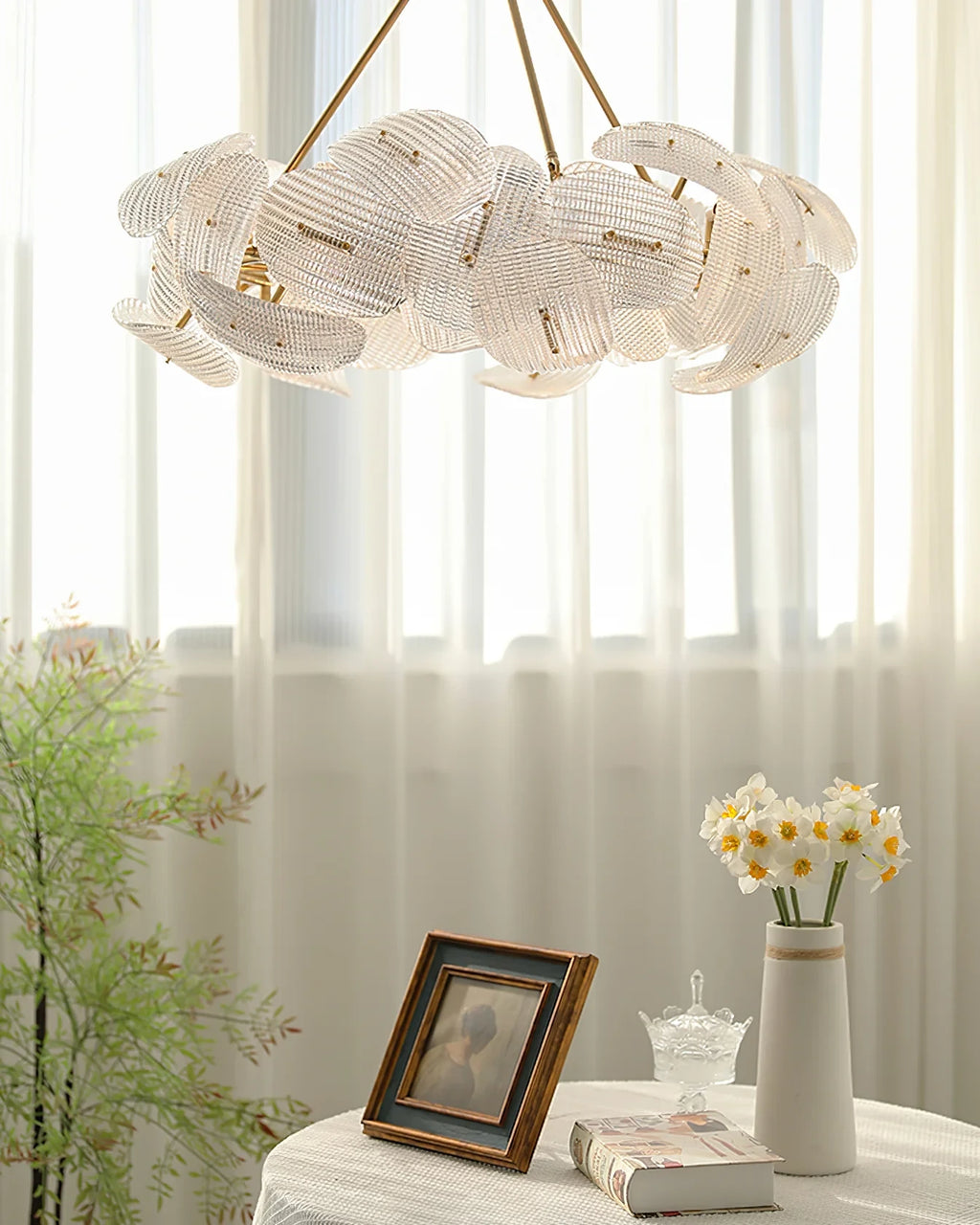 Modern Brass Layered Wave Disc Chandelier in Classic Living Room