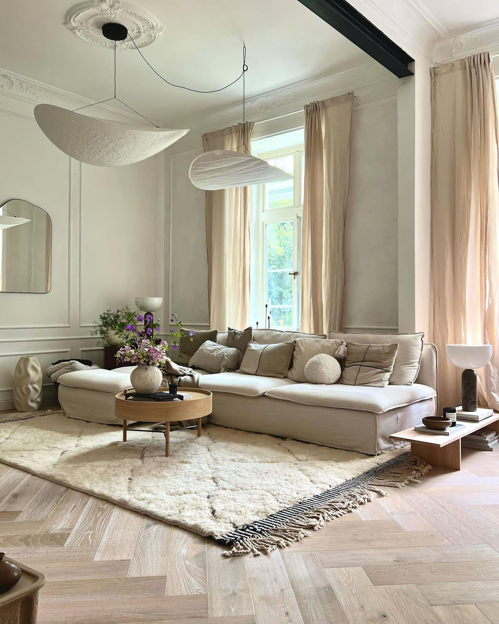 Tense Pendant Lamp
