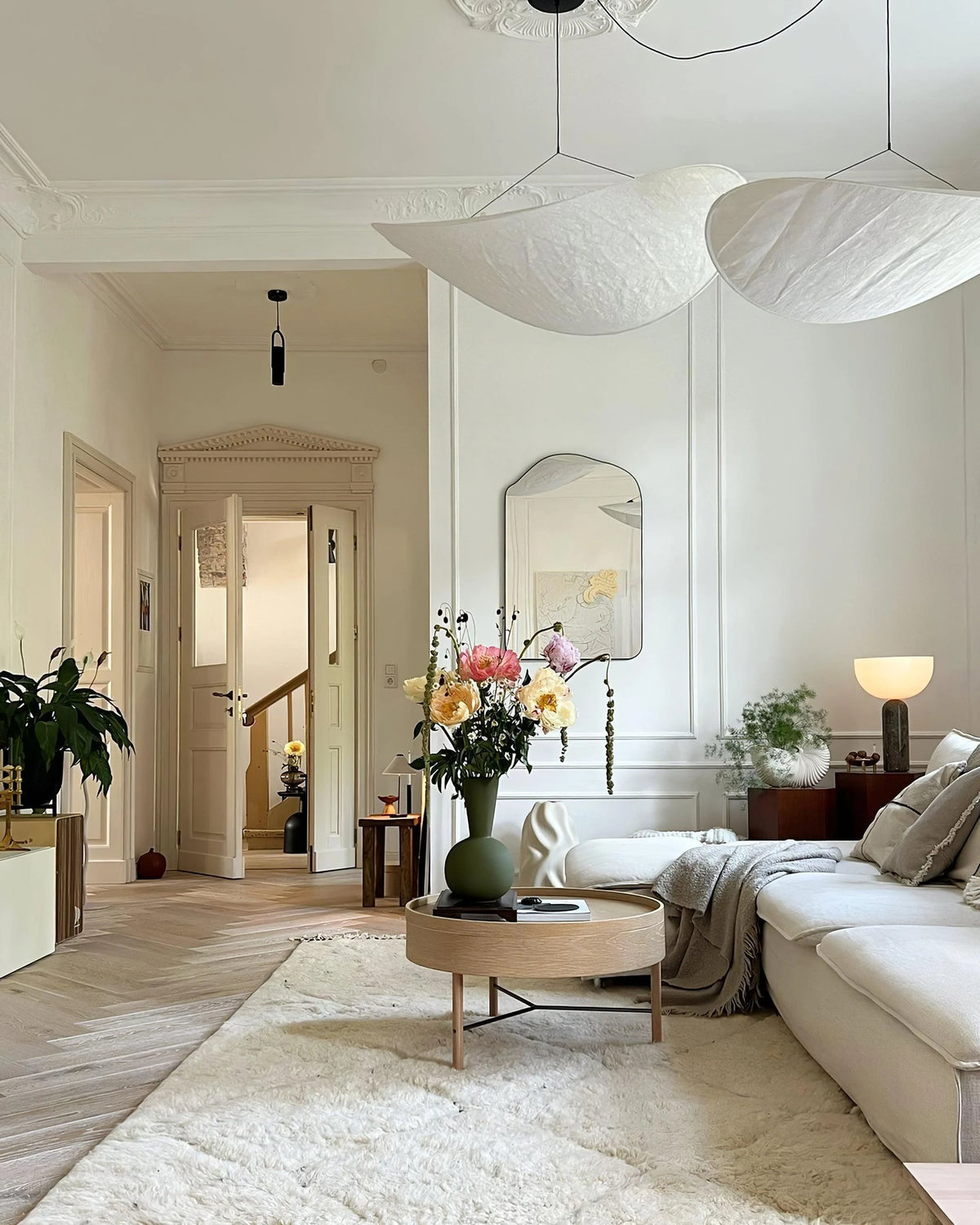 Modern Black Frame Cloud Wave Art Pendant Light in Elegant Sitting Area