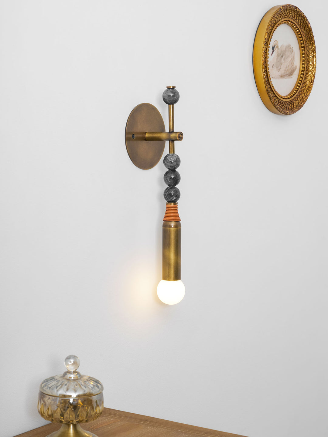 Toam Wall Lamp