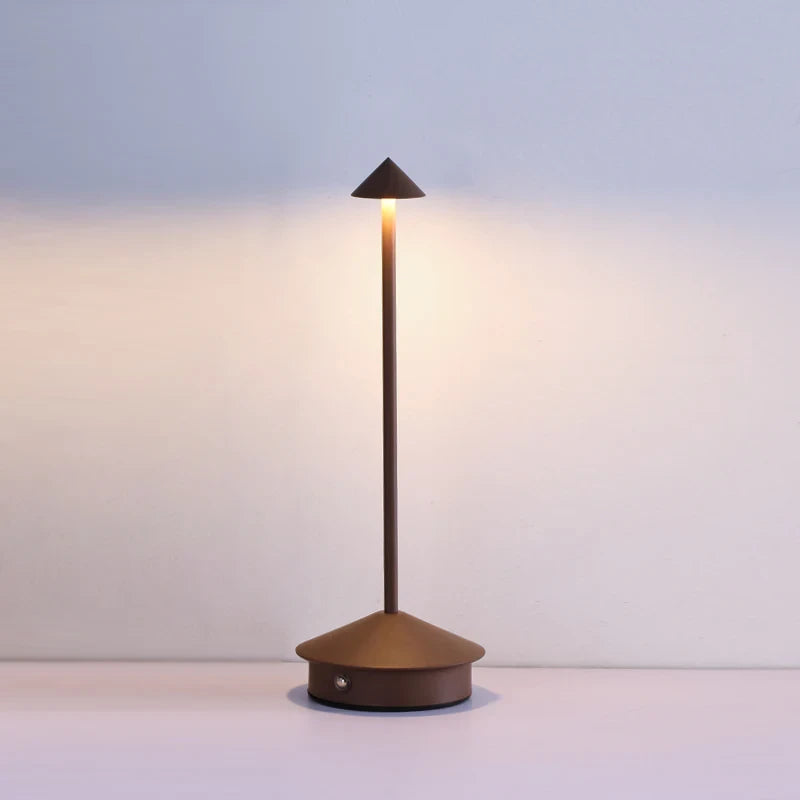 Verve Wireless Task Lamp