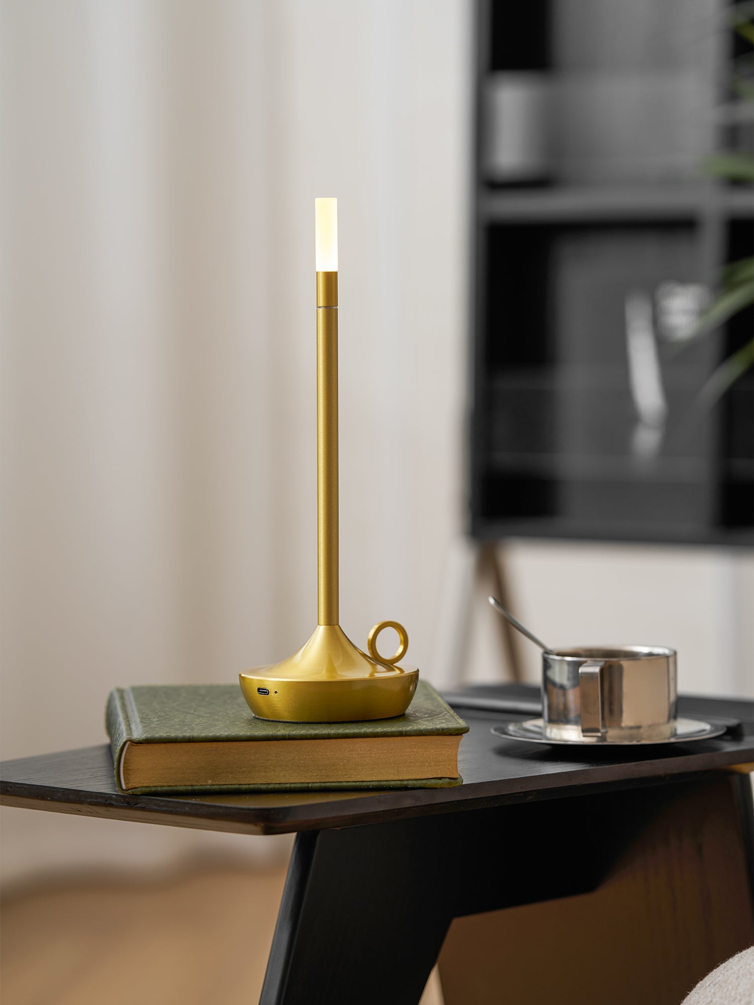 Wick Portable Table Lamp