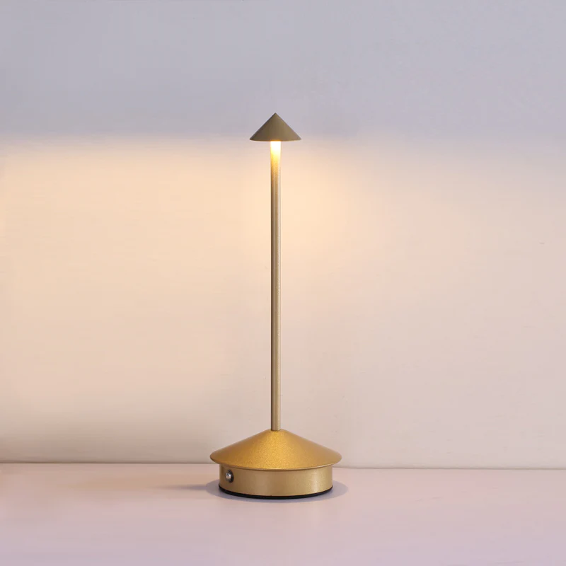 Verve Wireless Task Lamp