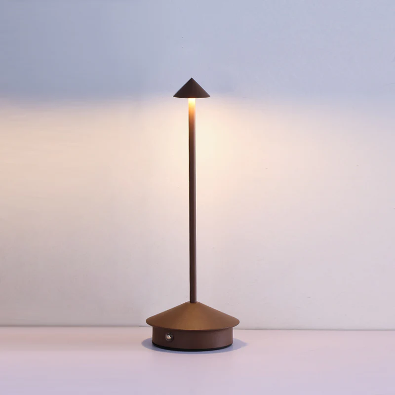 Verve Wireless Task Lamp